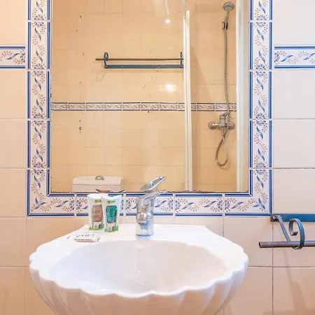 Guestready - The Blue Window * Кашкайш